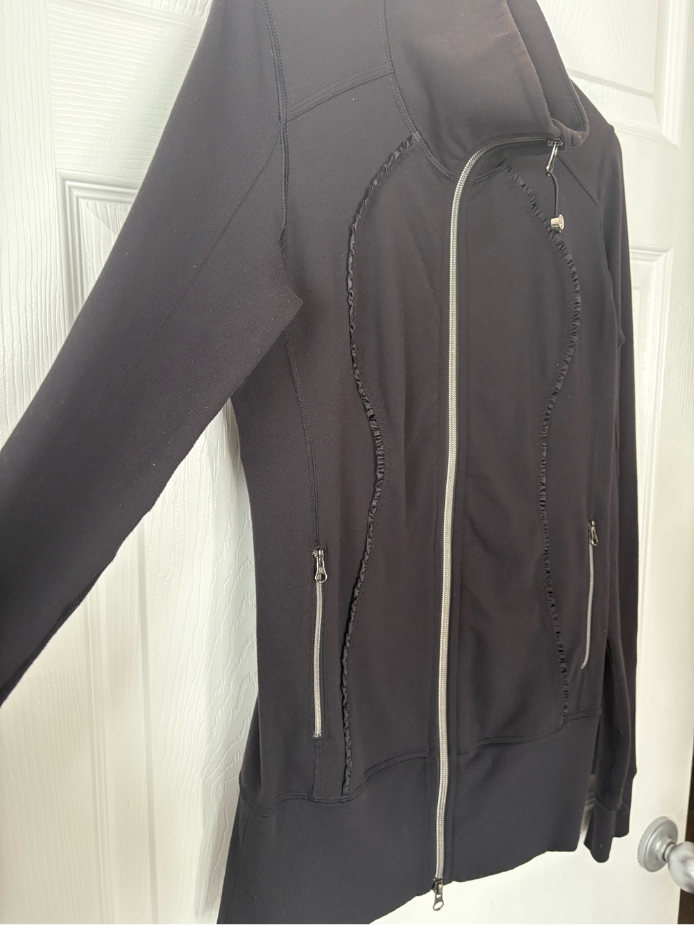 Lululemon Jacket - Picture 2 of 5